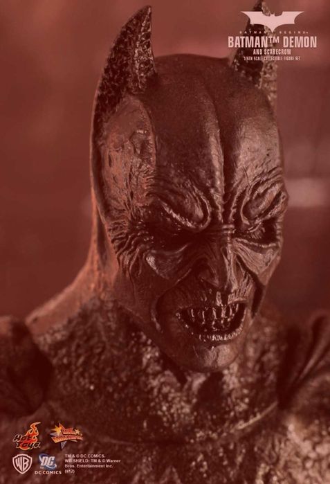 Hot Тoys Demon Batman and Scarecrow/ Демониченият Батман и Плашилото грал на Хот Тойс по случай техният юбилей