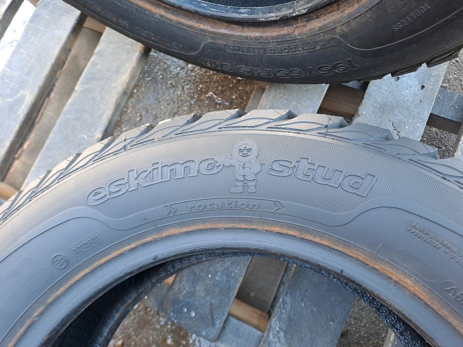 4бр. Зимни гуми с Шипове 195/65/15 SAVA Eskimo Stud