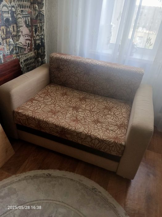 Маленькии диван раскладушка