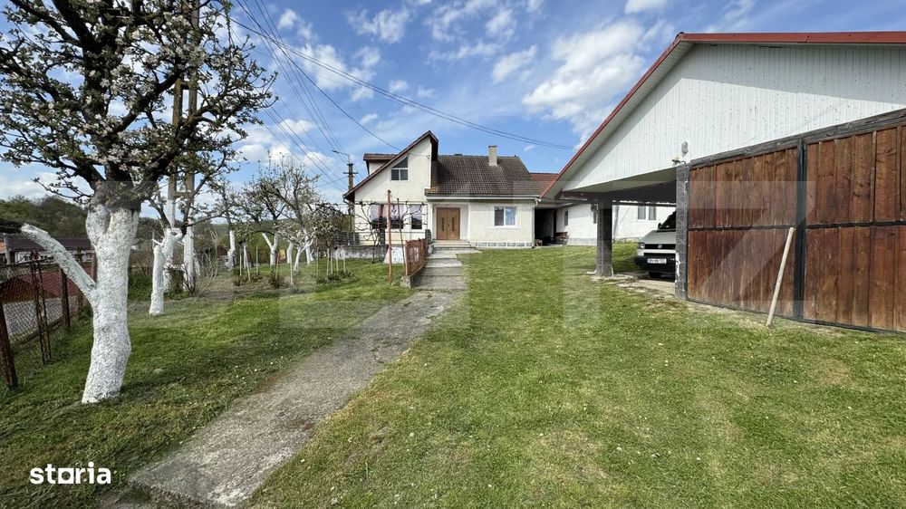 Casa de vanzare, in Sigmir si 10 ari de teren