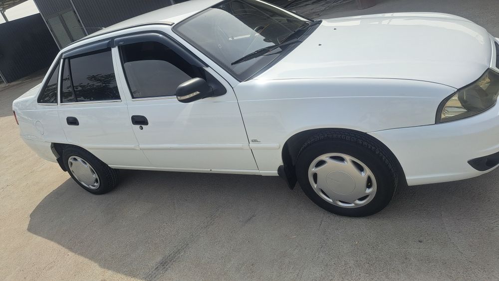 Nexia 2 gibrit  mator hadvoy qilngan iwi uman yoʻq 4 ta balon yengi