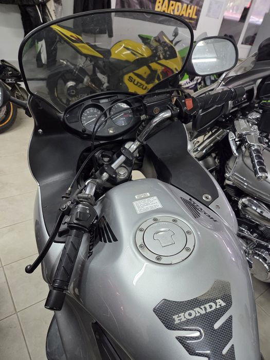 Honda  Deauville 650