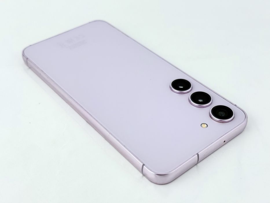 Samsung Galaxy S23 5G 256GB 8RAM Lavender Отличен