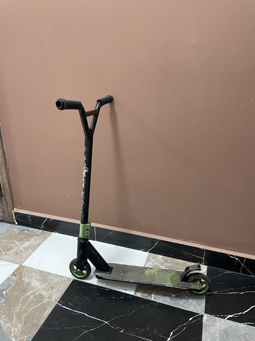 Самокат трюковой