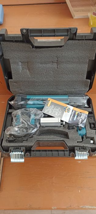 Продам 3д лазер макита