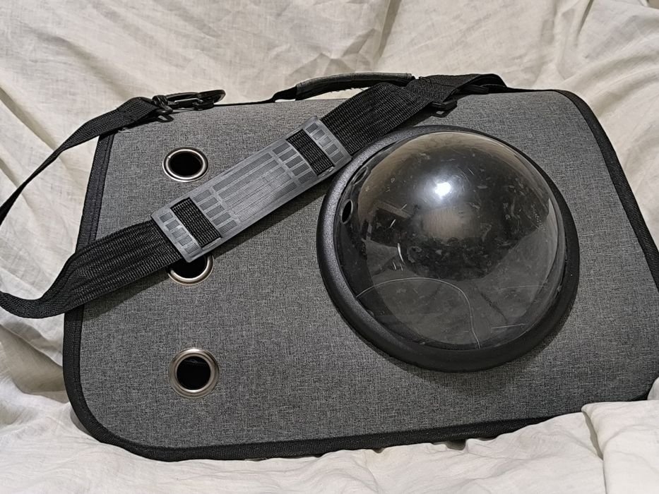 Продаю переноску для кошек