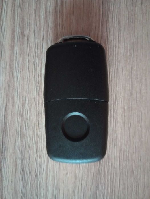 Кутийка ключ дистанционно key Фолксваген Сеат Шкода