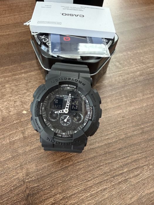 Vând ceas casio g-shock