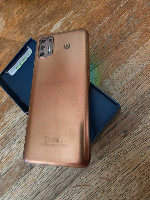 Motorola Moto G9 Plus 128GB, много запазен, с кутия и зарядно