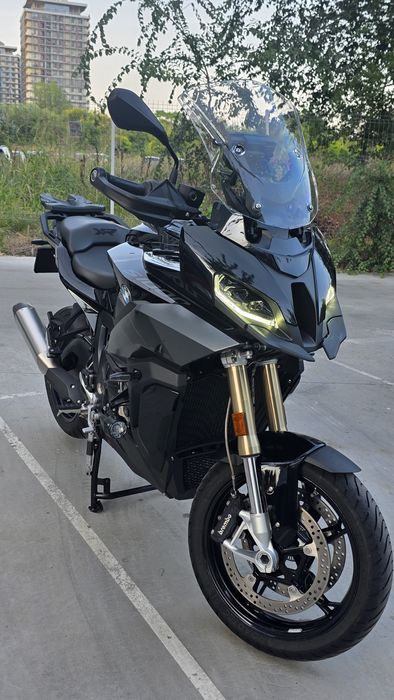 Motocicleta BMW S1000 XR-triple black-sport touring-2023