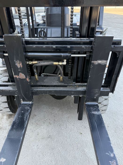 продаётся элктрический вилочный кара