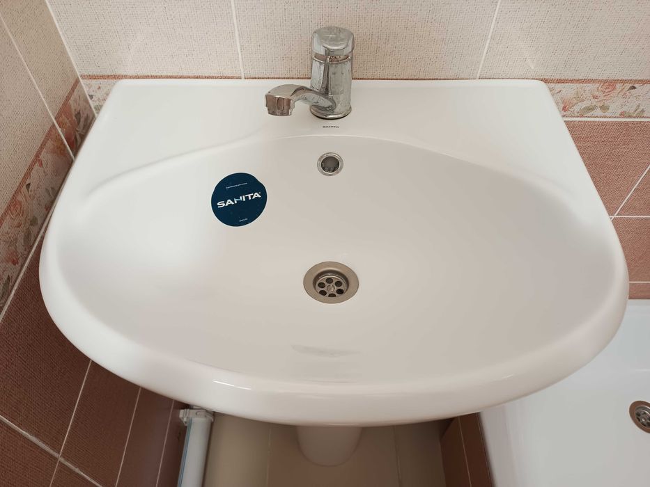 раковина  и ванная