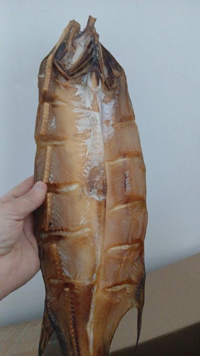 Продается копченные рыбы.