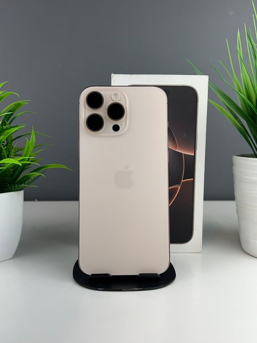 Телефон Apple iPhone 16 Pro Max 256GB