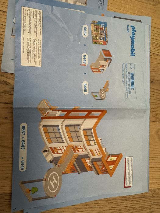 Spital Playmobil cu ambulanta si elicopter