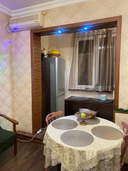 Продаю 2х ком квартиру Чиланзар 17 квартал Метро Чиланзар 5 минут