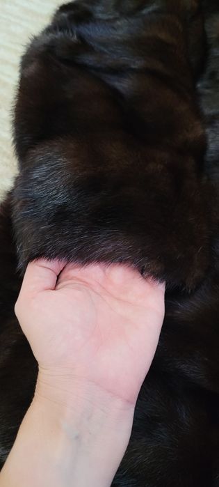 Продам норковую шубу