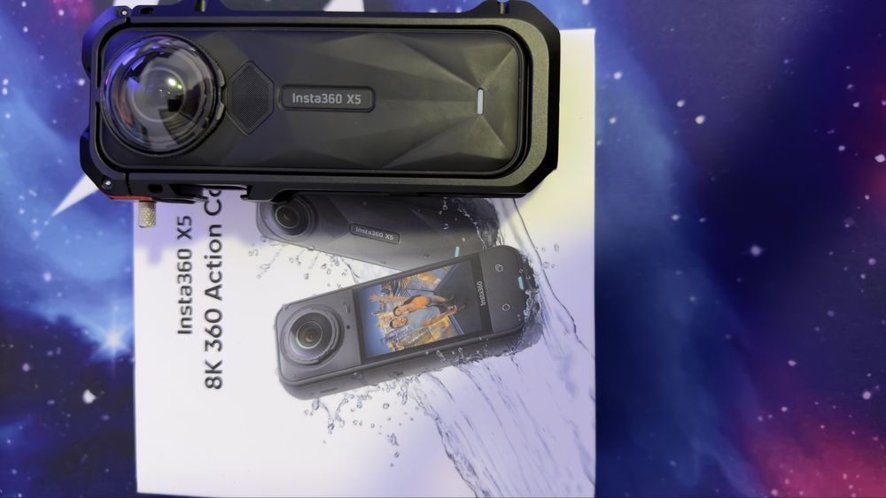 Vand camera Insta 360 X5