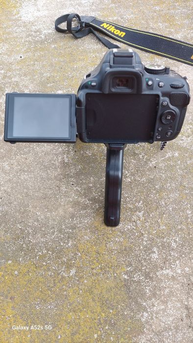 DSLR Nikon d5200+Sigma 17-70mm f/2.8-4 DC Macro HSM