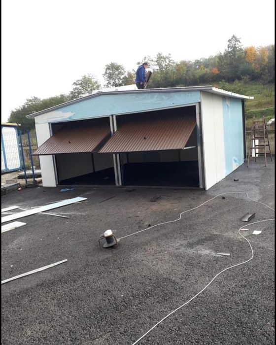 Executam căsuțe ,case , foisoare și terase din lemn uscat , tratat și