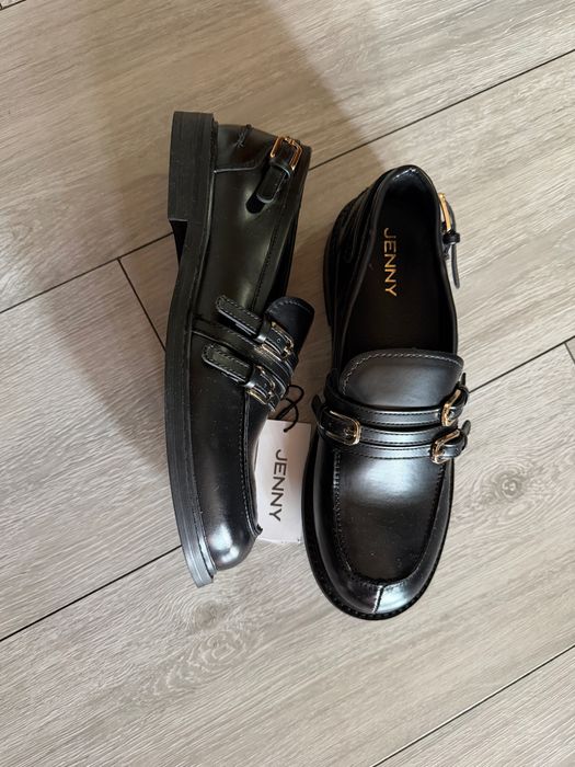 Обувки, размер 40