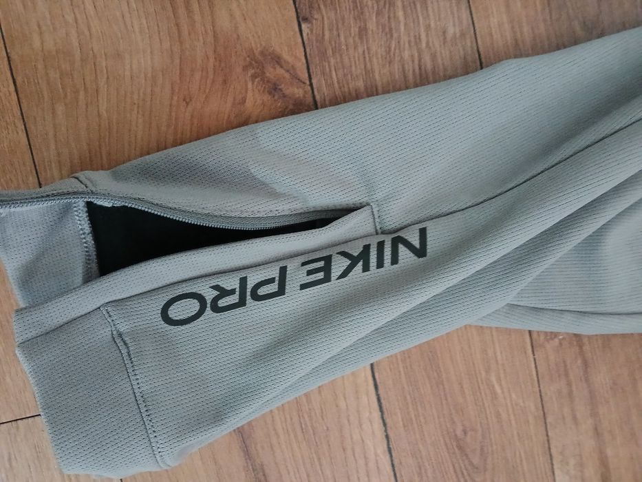 Nike L размер оригинален