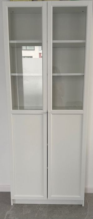 dulap Ikea Billy cu uși Oxberg ca nou