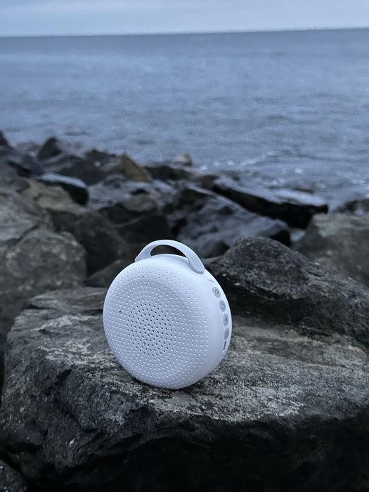 Искате ли бебчето ви да заспи за 10 мин. Машинка за бял шум с 30 мелод