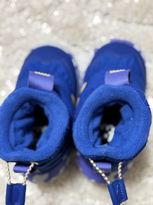 Adidas ботуши L+R, 22 номер