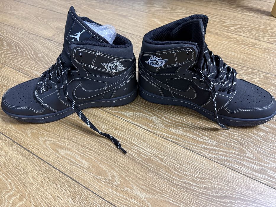 Adidasi nike jordan , air