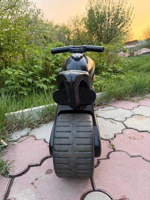 Игрушка-каталка Мотоцикл