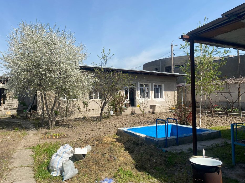 Срочно!Сергели Продается участок 6.18 соток фасад 25метров  улица Олча