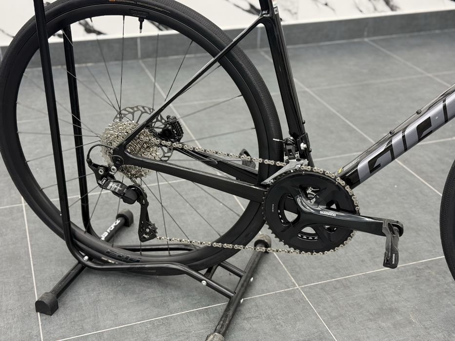 Giant Defy Advanced 2 2025 ML размер 2х12 Shimano 105