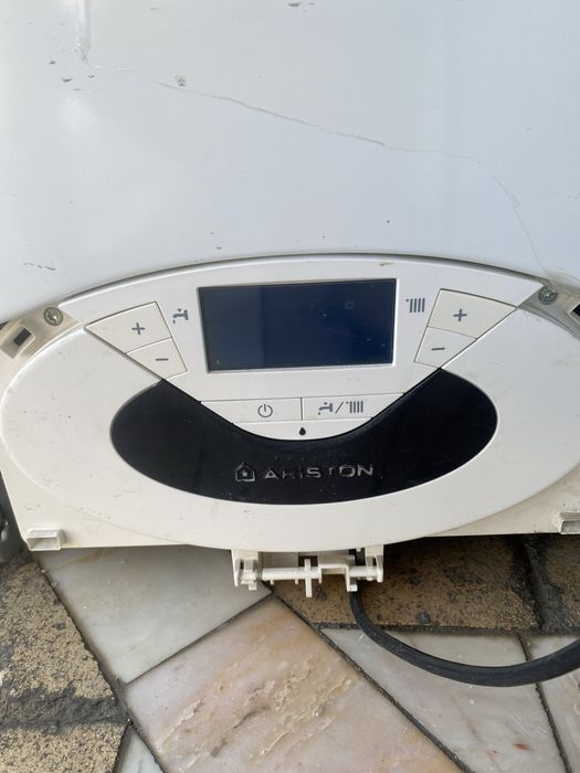 катёл  Аристон Ariston kotyol