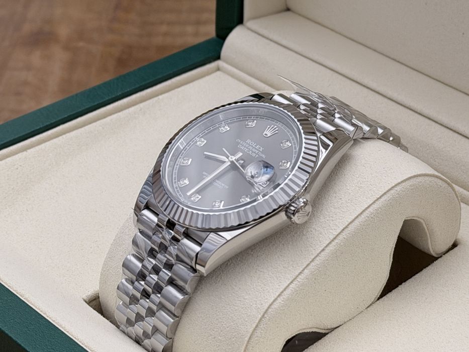 Часы Rolex Datejust 41 Grey Diamond