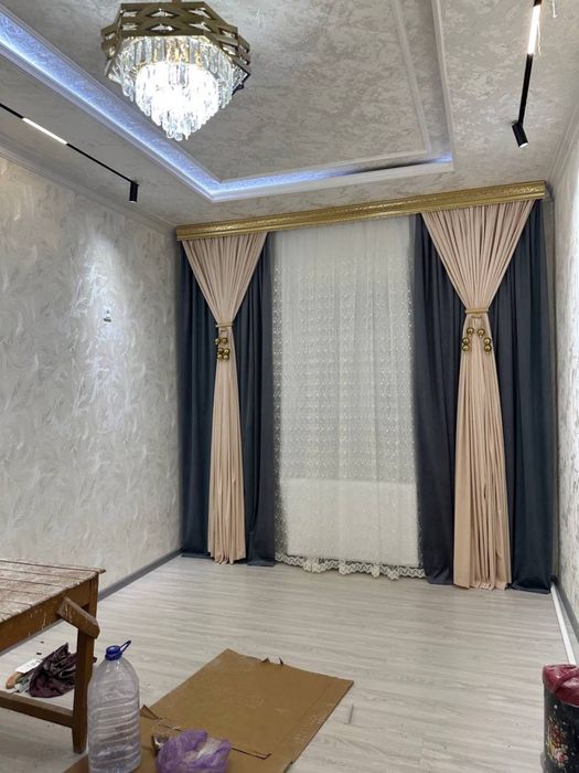 kvartira qiziltepa markazidan dom sotiladi uy