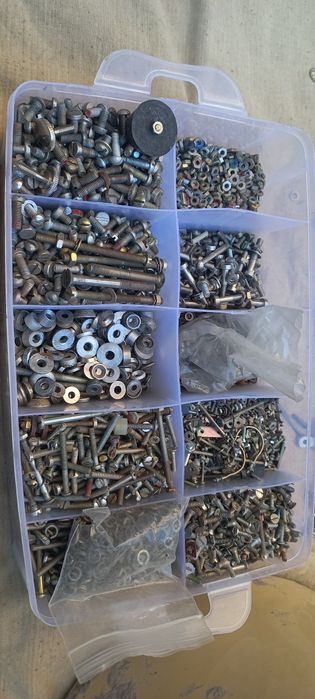 Болты,гайки,шайбы и т.д
