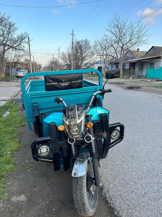 Электричиский муравей