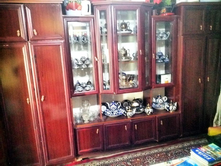 Гарнитур сотилади ҳолати зўр