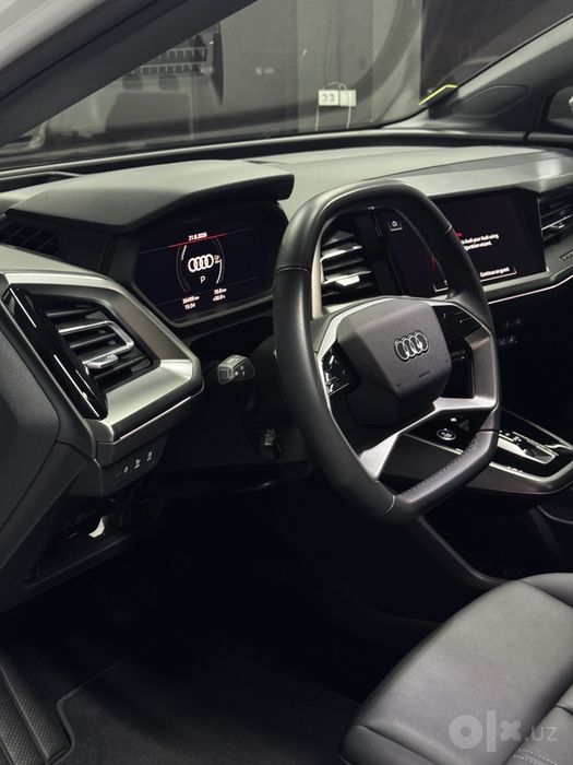 Audi Q4 e-tron 40. Электромобил