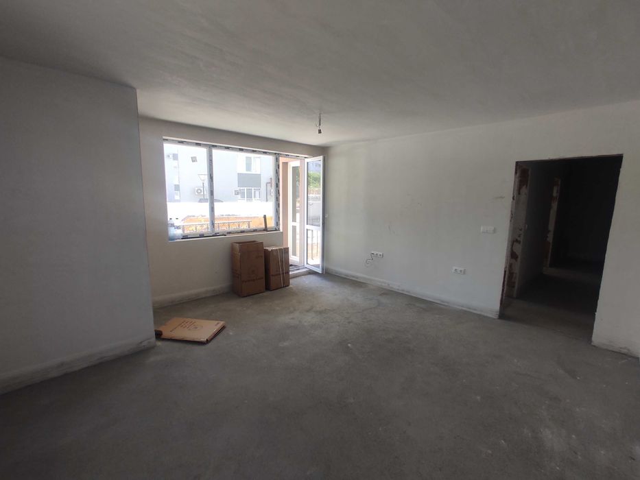 Продава се Тристаен апартамент в Пловдив, Остромила - 89 кв.м за 1293 €/кв.м - Снимка #1