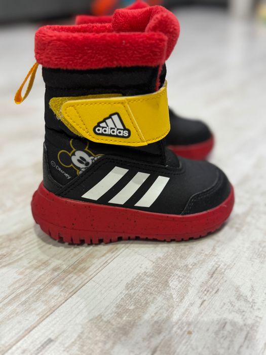 Детски апрески “Adidas”