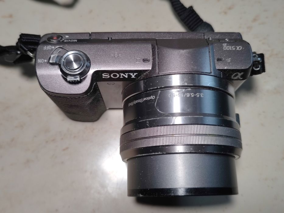 Camera mirrorless Sony A5100 kit cu obiectiv