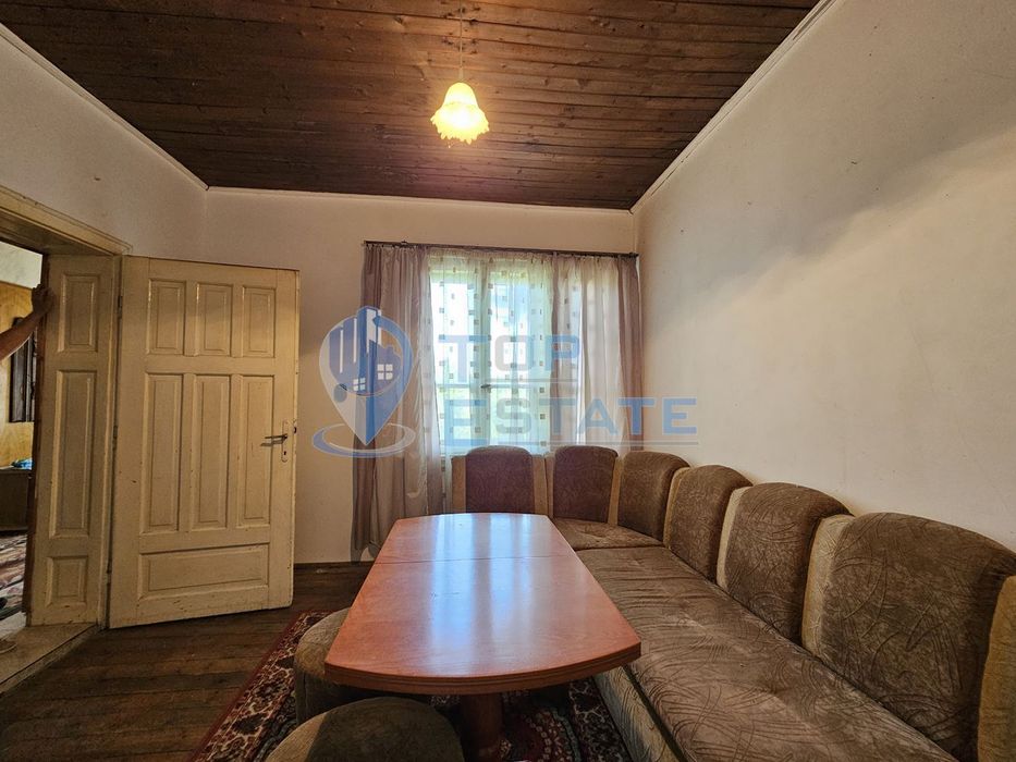 Къща в Велико Търново, област-с.Горна Липница площ 75 цена 27000