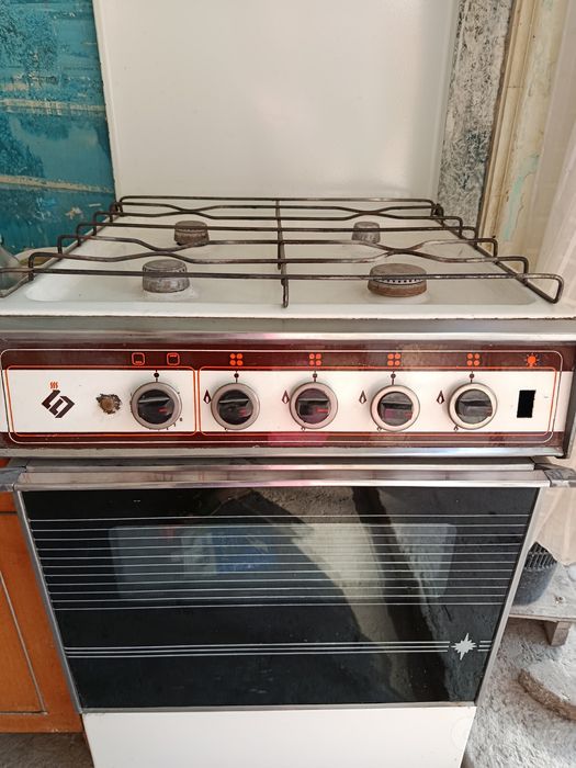 Газовой плита 4камфорка