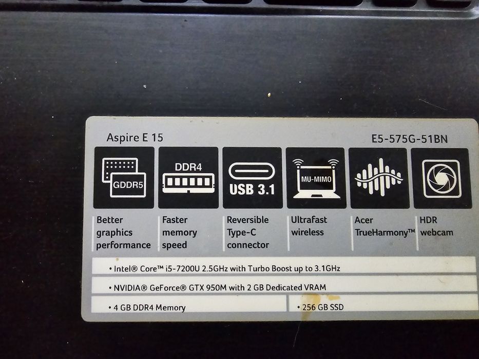 Laptop Acer Aspire E15 BATERIE NOUĂ i5 7200u 8GB RAM SSD 256GB GTX 950