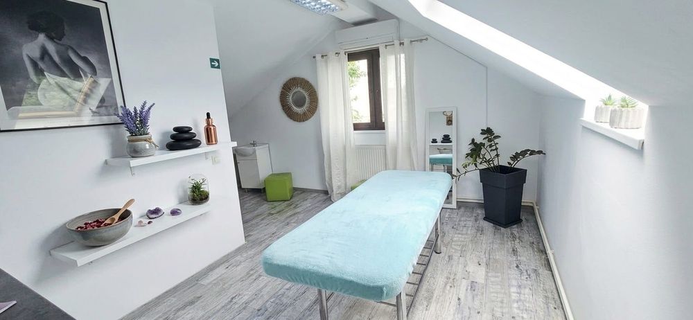Închiriere cameră de cosmetică