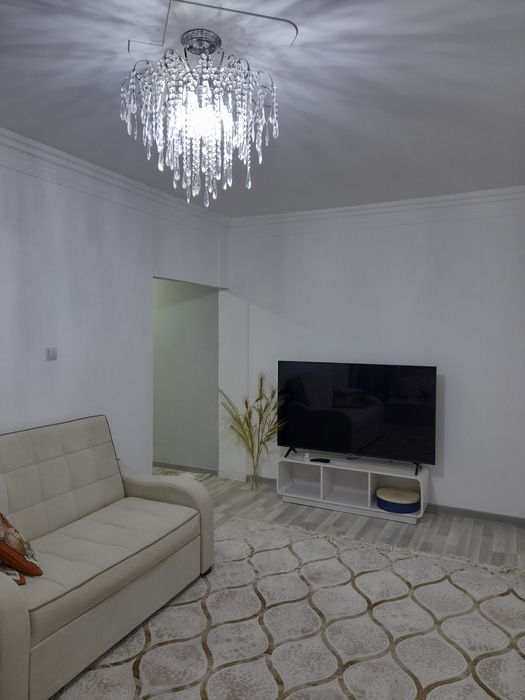 Продаётся 2/1/5 юнусабад 10