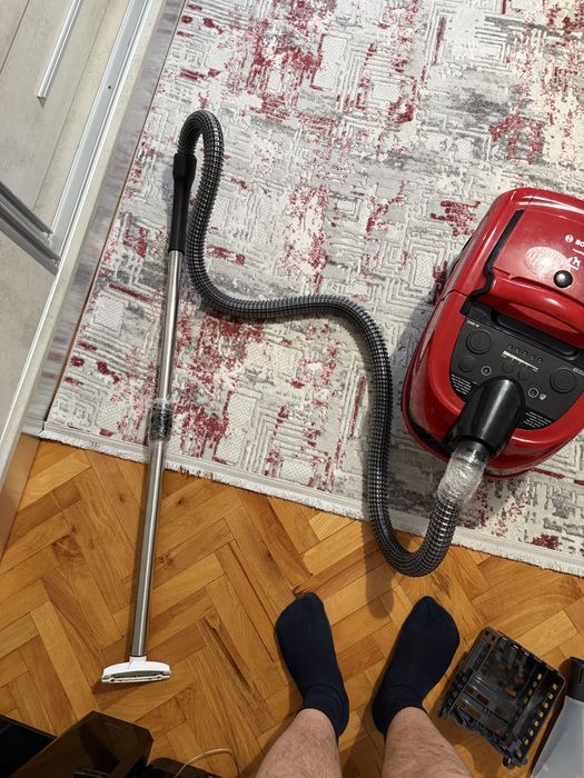 Aspirator Bosch Aqua Wash & Clean BWD421PET