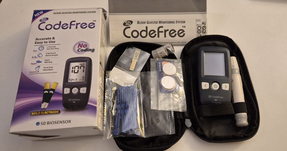 Glucometru SD CodeFree – Set complet, perfect funcțional